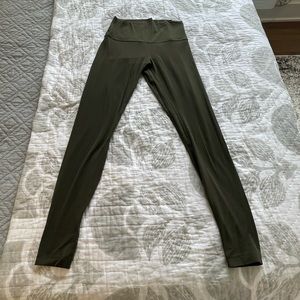 Lulu Olive Green Aligns 28”